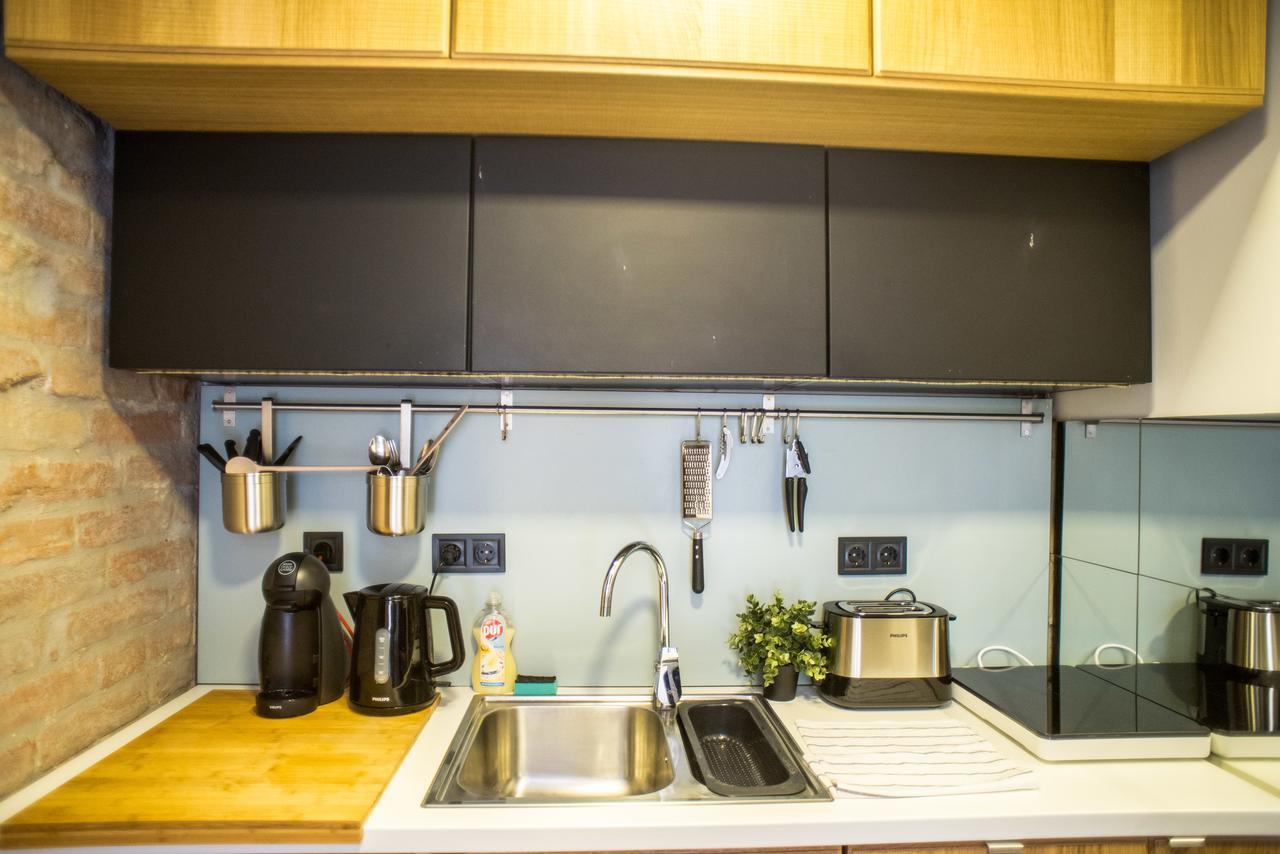 Very Stylish And Fresh Studio Home In The Center 布达佩斯 外观 照片